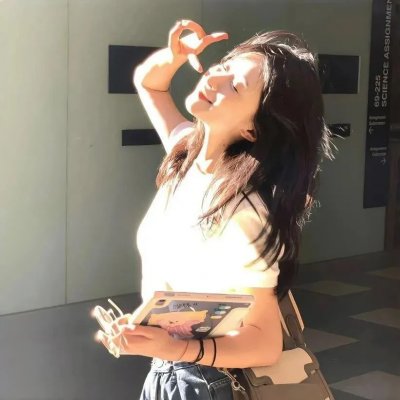 依然如是海报