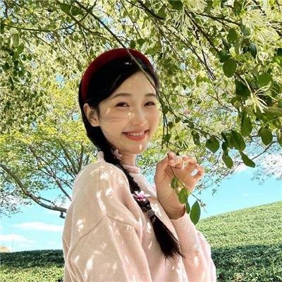 米拉格罗丝海报